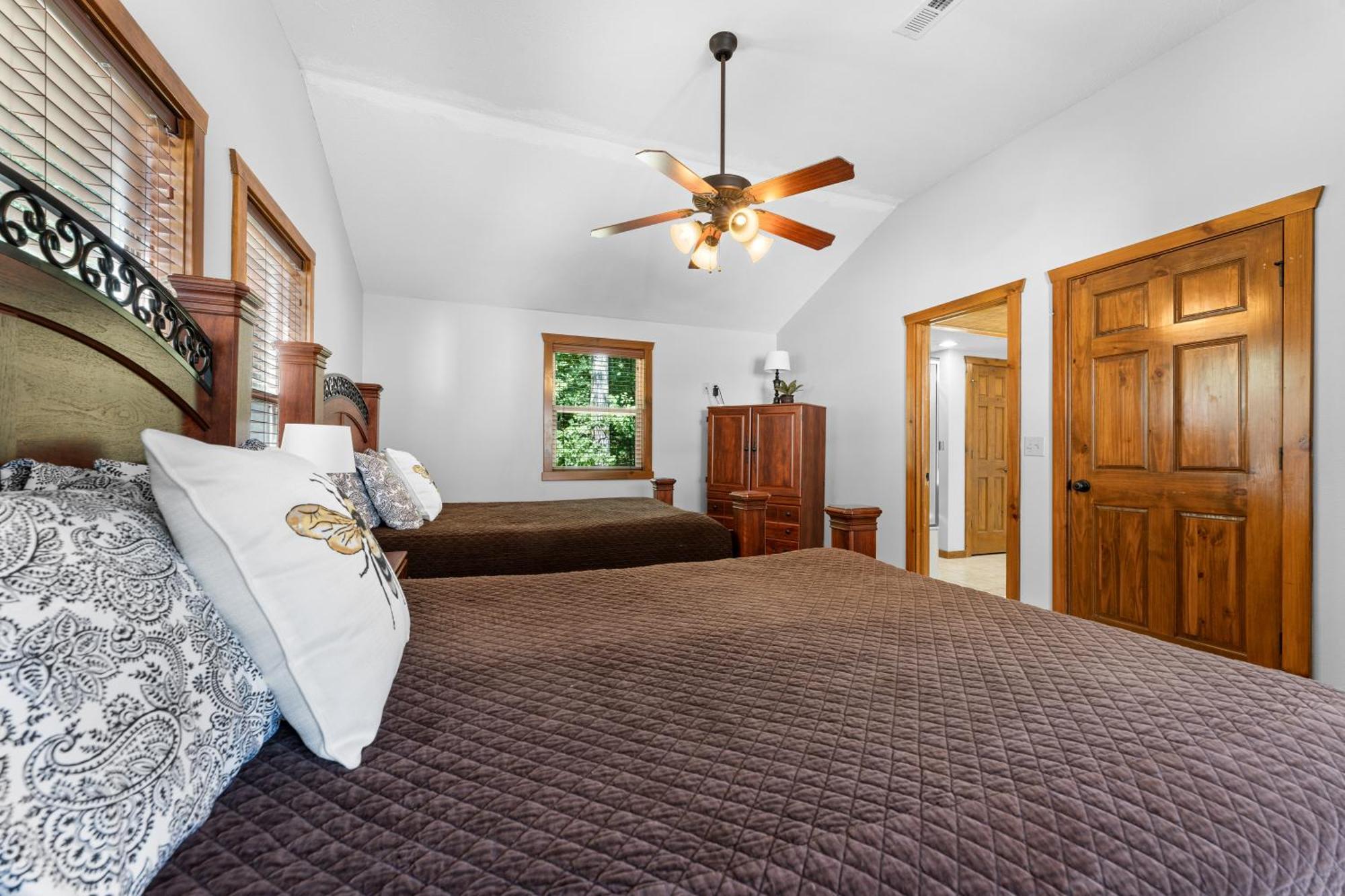 6bd 6bt New Clubhouse Indoor Pool 1 Min To Sdc